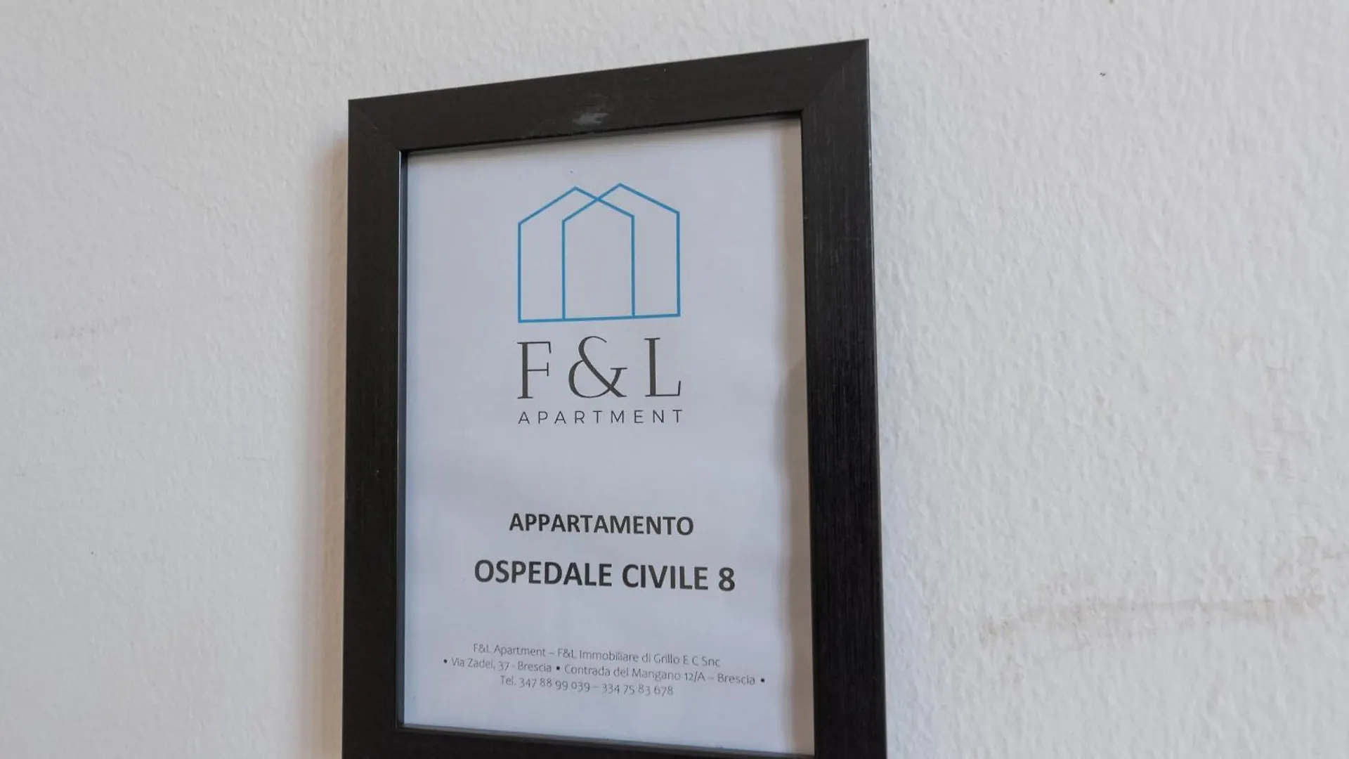 ברשה Quadrilocale Ospedale Civile 8 , 3 Camere E Due Bagni